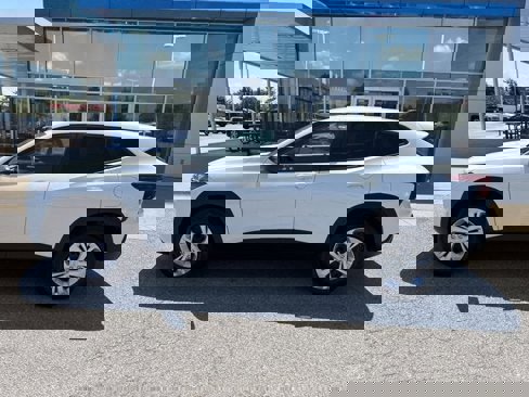 Certified 2025 Chevrolet Trax LS image 7