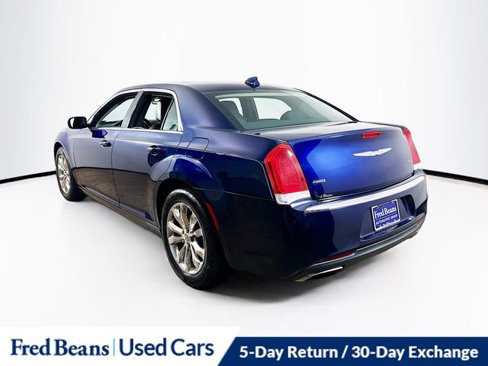 Used 2015 Chrysler 300 Limited w/ Driver Convenience Group image 6
