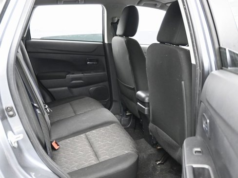 Used 2021 Mitsubishi Outlander Sport ES image 27