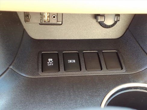 Used 2016 Toyota Highlander Limited Platinum image 24