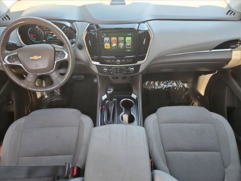 Used 2018 Chevrolet Traverse LT image 18
