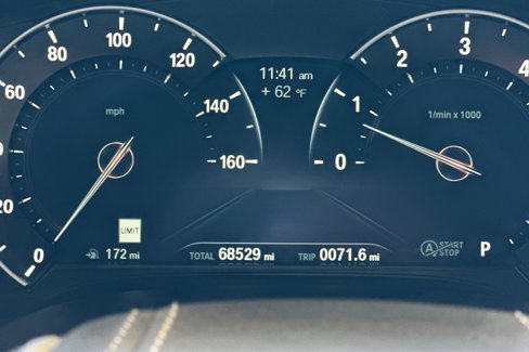 Used 2019 BMW 530i w/ Premium Package image 35