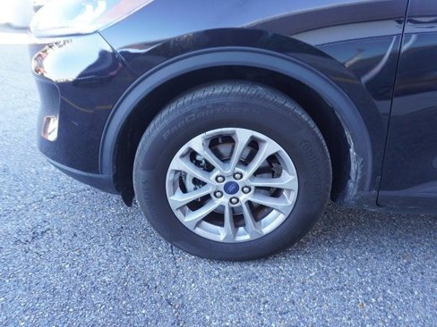 Used 2022 Ford Escape SE image 4