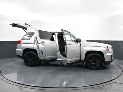 Used 2017 GMC Terrain SLE image 37