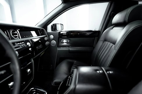 Used 2007 Rolls-Royce Phantom Sedan image 23