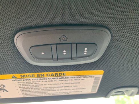 New 2025 Chrysler Pacifica Select image 24