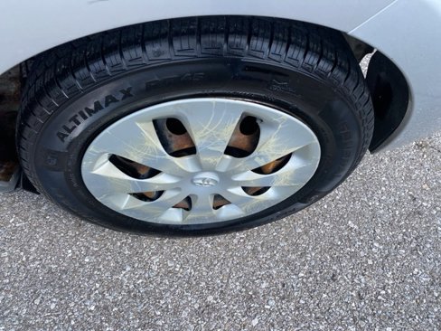 Used 2012 Toyota Prius C Three image 30