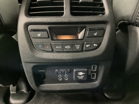 Certified 2020 Honda Pilot Touring image 16