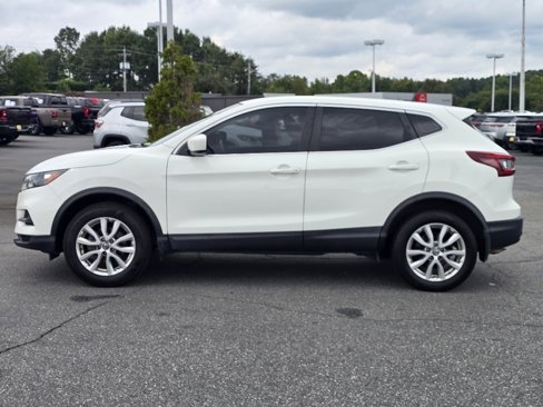 Used 2021 Nissan Rogue Sport S image 22