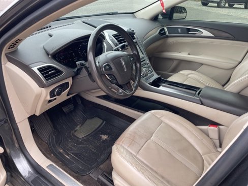 Used 2017 Lincoln MKZ Reserve w/ Technology Package image 9