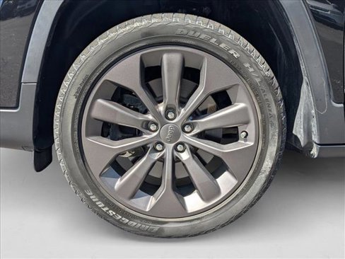 Used 2021 Jeep Cherokee Latitude Lux 80th Anniv w/ Quick Order Package 2YU 80th image 19