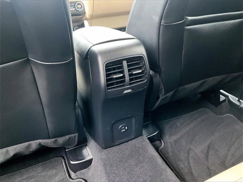 Used 2020 Ford Escape SEL image 28
