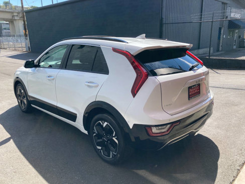 Used 2023 Kia Niro Wave image 5