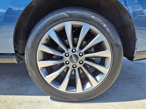 Used 2019 Lincoln Navigator Select w/ Technology Package image 21