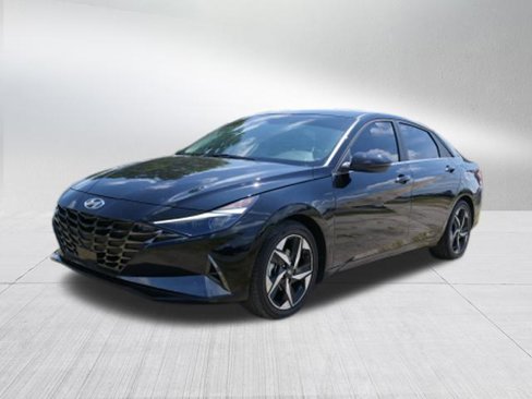 Used 2023 Hyundai Elantra Limited image 7
