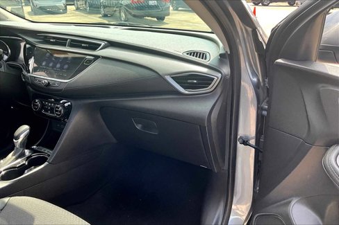 Used 2022 Buick Encore GX Select w/ Sport Touring Package image 18