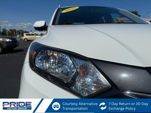 Used 2018 Honda HR-V LX image 11