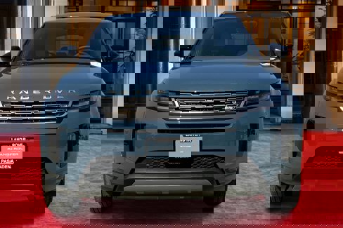 New 2026 Land Rover Range Rover Evoque S image 2