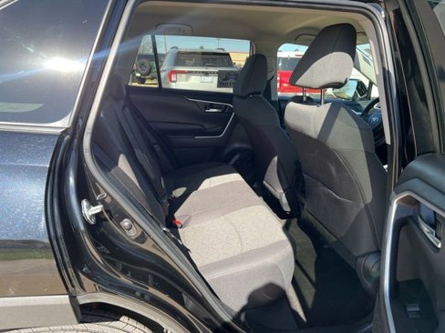 Used 2024 Toyota RAV4 XLE image 17