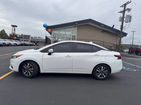 Used 2021 Nissan Versa SV image 30