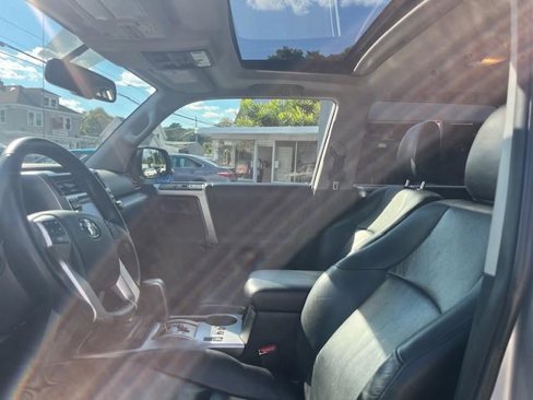 Used 2011 Toyota 4Runner Limited image 5