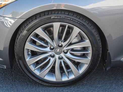 Used 2015 Hyundai Genesis 5.0 image 6