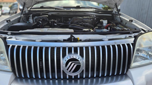 Used 2010 Mercury Mountaineer Premier image 32