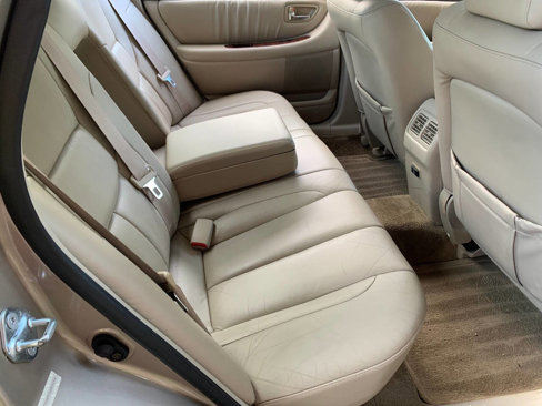 Used 2000 Toyota Avalon XLS image 26