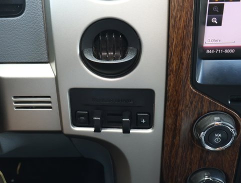 Used 2013 Ford F150 Lariat w/ Luxury Equipment Group image 29