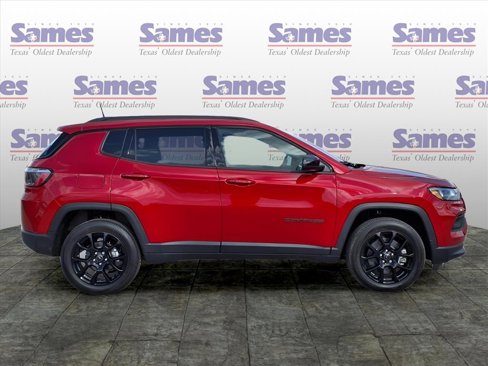New 2025 Jeep Compass Latitude w/ Altitude Special Edition image 3