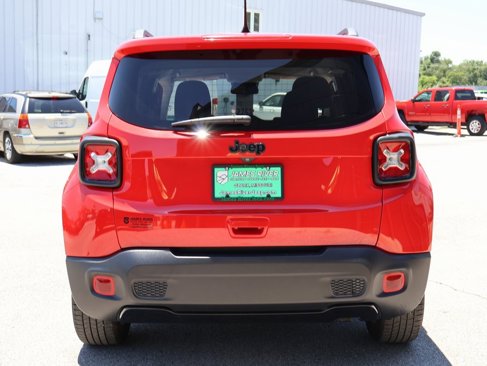 Used 2020 Jeep Renegade Altitude image 4