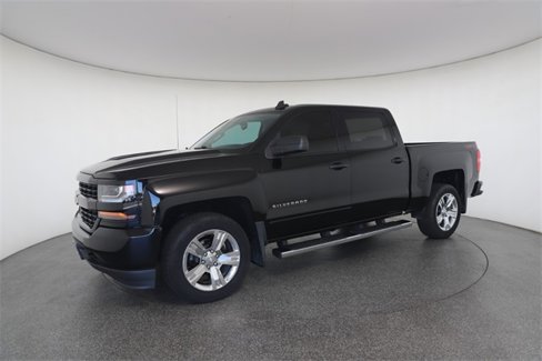 Used 2018 Chevrolet Silverado 1500 Custom image 4