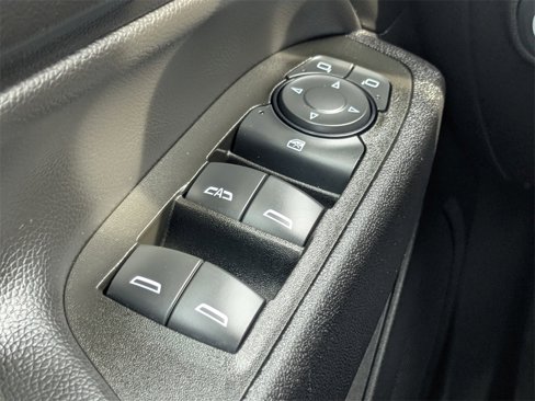 Used 2024 Chevrolet Equinox LT image 23
