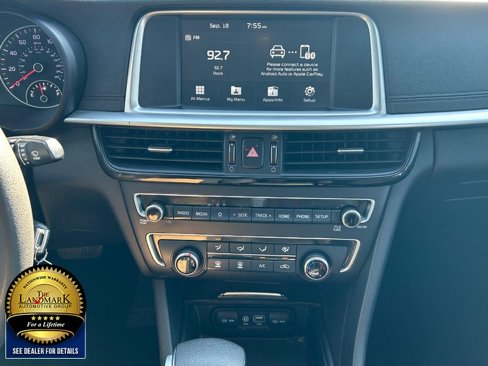 Used 2020 Kia Optima LX image 17