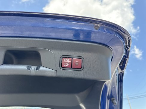 Used 2019 Mercedes-Benz GLC 300 4MATIC Coupe image 34