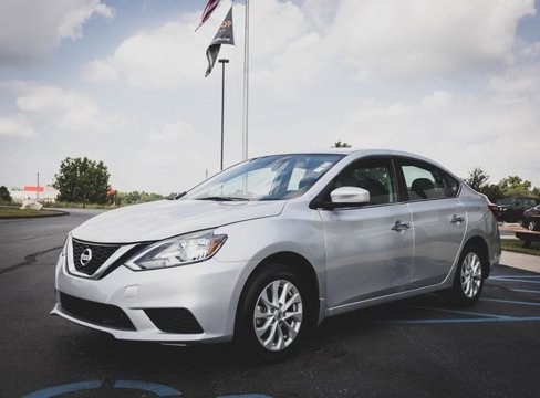 Used 2019 Nissan Sentra SV image 17