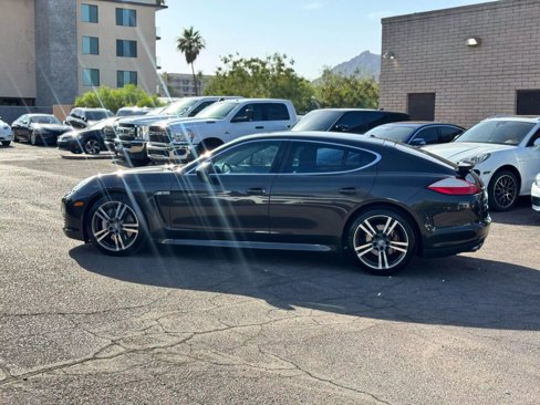 Used 2013 Porsche Panamera S image 4