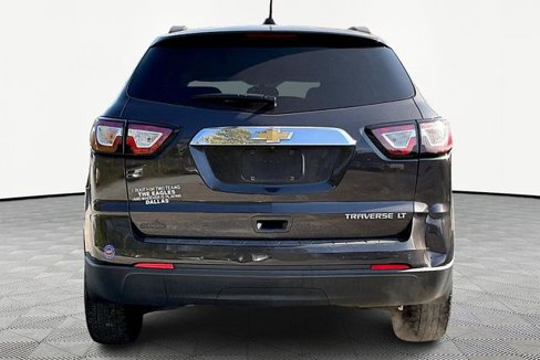 Used 2016 Chevrolet Traverse LT image 4