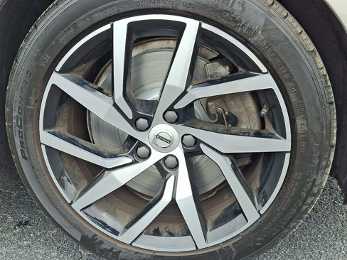 Used 2020 Volvo S60 T6 Momentum w/ Protection Package image 8