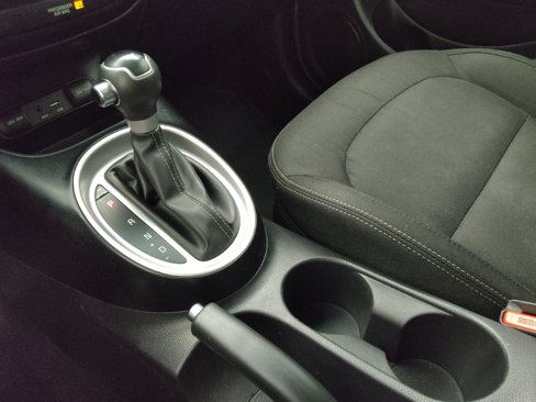 Used 2018 Kia Soul + image 26
