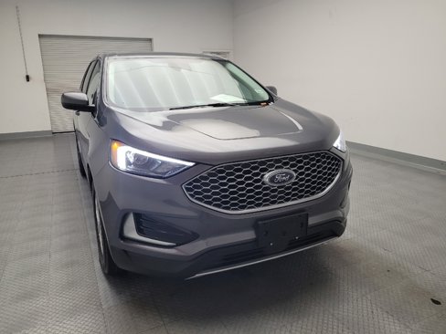 Used 2024 Ford Edge SEL image 14