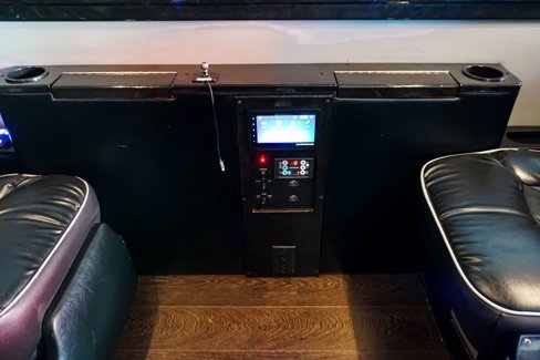 Used 2014 Mercedes-Benz Sprinter 2500 image 87