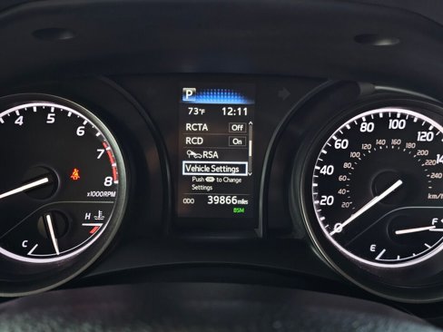 Used 2024 Toyota Camry SE w/ Cold Weather Package image 31