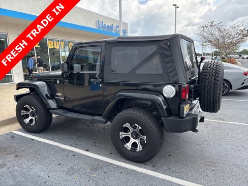 Used 2015 Jeep Wrangler Sahara image 2