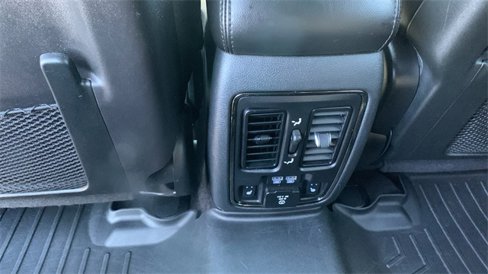 Used 2018 Dodge Durango GT w/ Premium Group image 25
