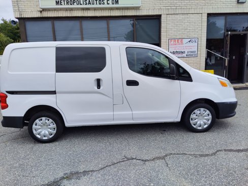 Used 2017 Chevrolet City Express LT image 9