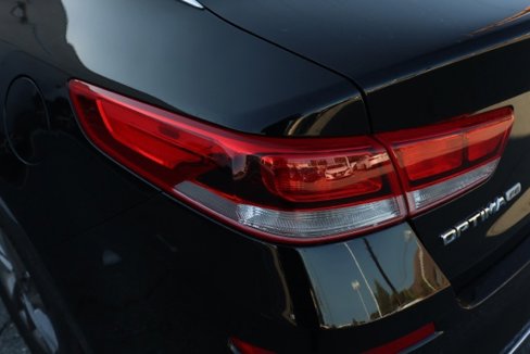 Used 2020 Kia Optima LX image 7