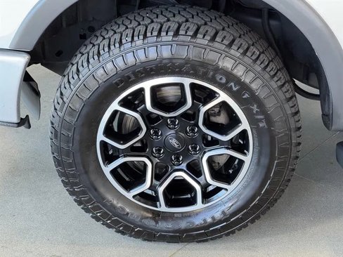 Used 2014 Ford F150 FX4 w/ Equipment Group 401A Mid image 9