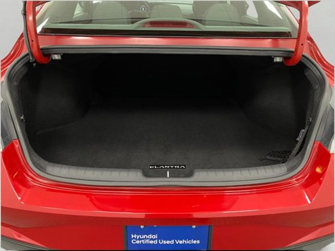 Certified 2023 Hyundai Elantra SEL w/ Convenience Package image 5