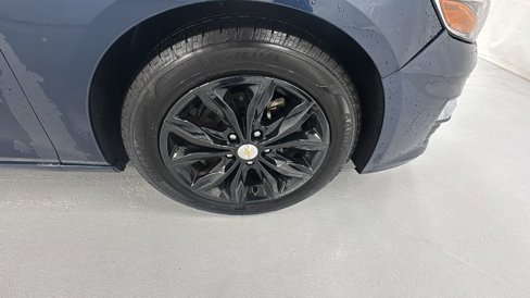 Used 2020 Chevrolet Malibu LT image 9